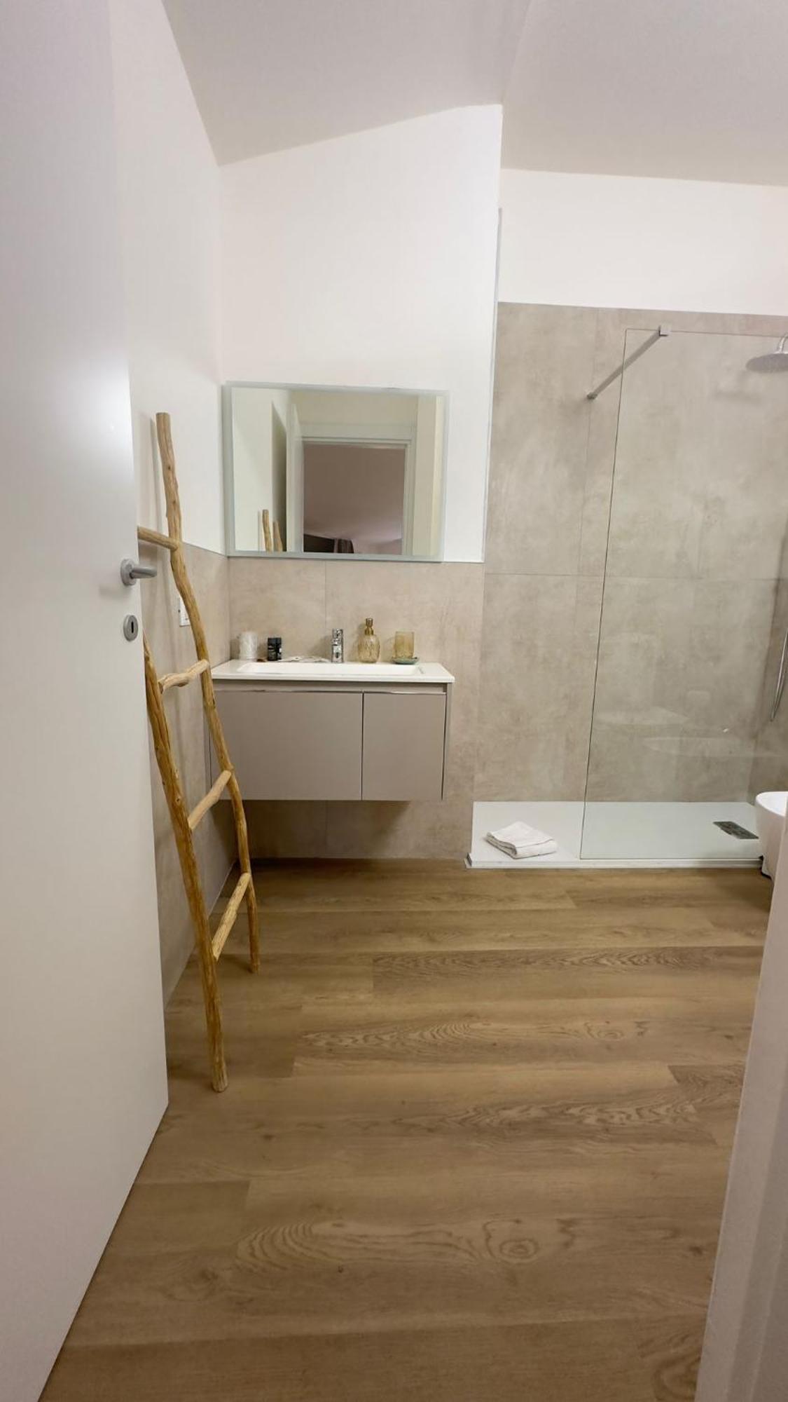 Truly Apartahotel